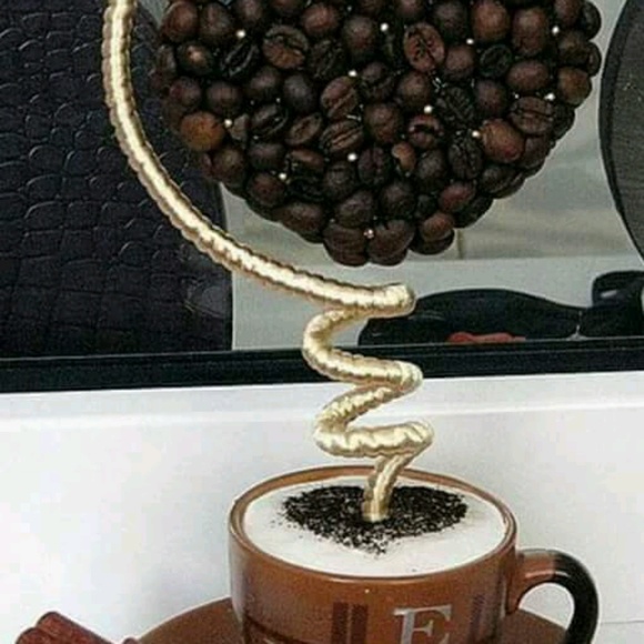 Meet your Posher, Linda - Picture 1 of 1